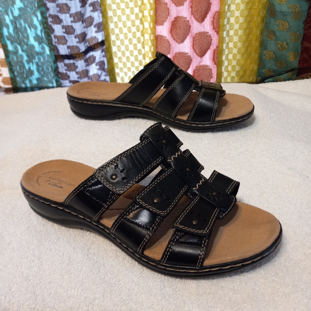 Womens Clark's sandals, size 9 wide (fits sz 10)